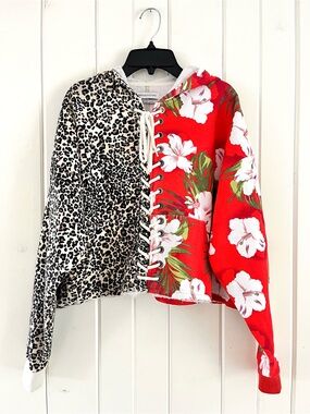 Urban Outfitters Mixed-Print Red Floral & Leopard Lace-Up Hoodie, Sz XS P2P 26”